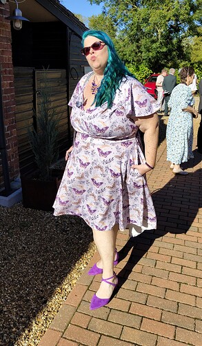 Sister of the bride dress - lilac moth