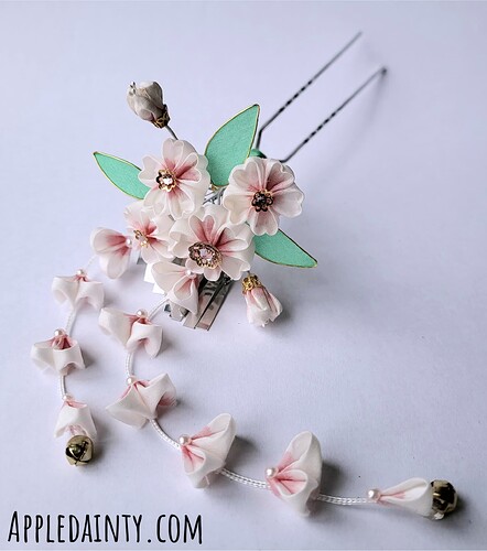 CherrySagariHairFork1w