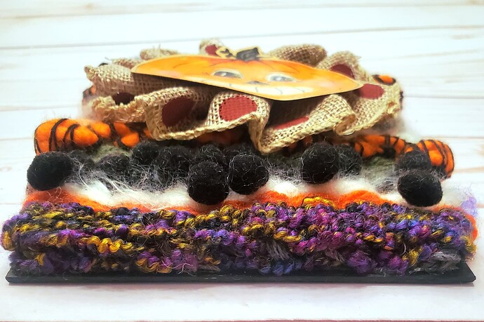 25 Halloween Chunky House for Reese52 03