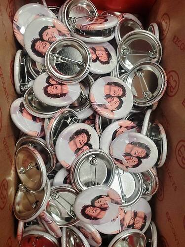 HR August Buttons