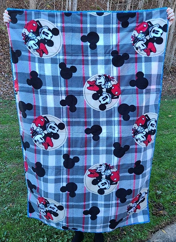 Mickey-Quilt-2-for-lindyv