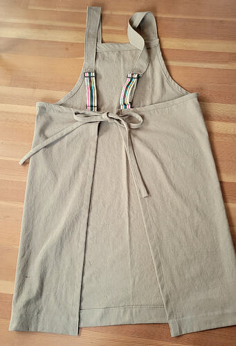 Apron Back