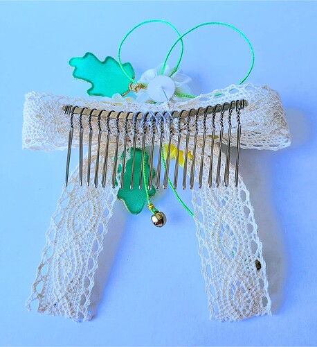 MediumDaisyBellComb3