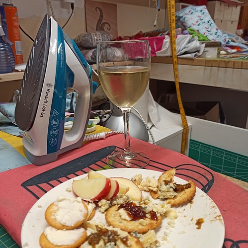 16387234782285647727006847894670