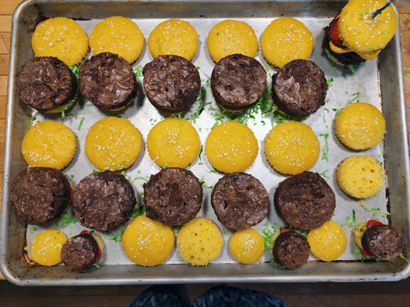 BurgerCupcakes05